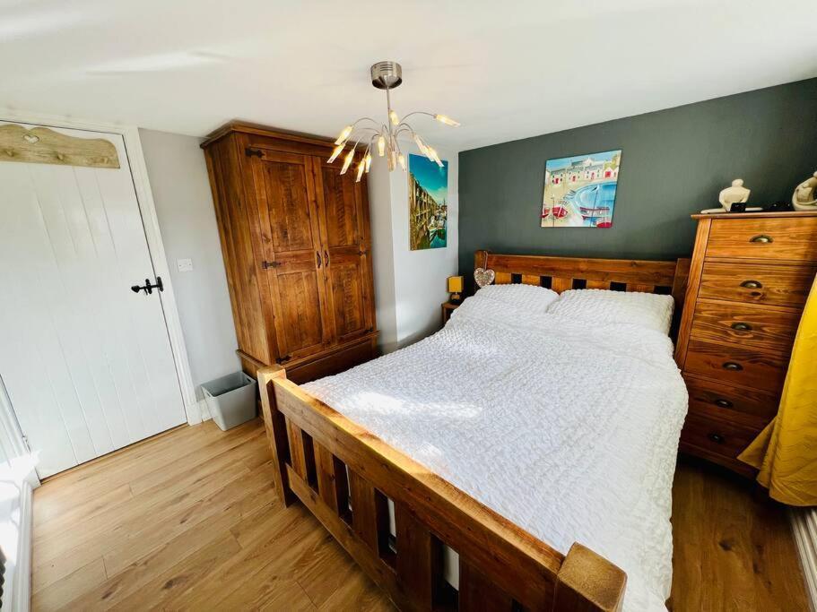 Swordfish Cottage **Next To The Harbour** Whitby Exterior foto